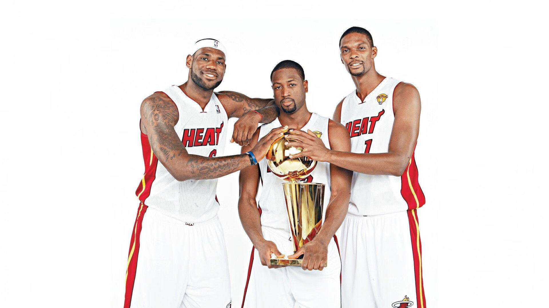 球员在赛季中表现稳定并获得球迷票选认可，球员时期